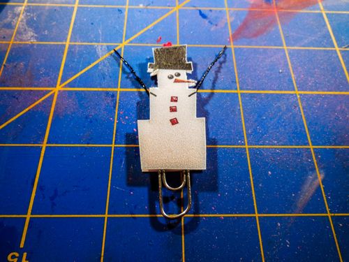 Jvanderbeek_helmar_scrapdots_snowman_personalized_paperclip Jvanderbeek_helmar_scrapdots_snowman_personalized_paperclip